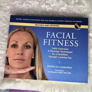 FACIAL FITNESS DAILY EXERCISES HARDCOVER BOOK WITH CD